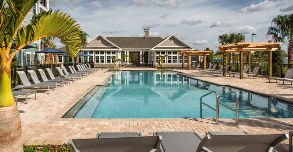 the pool at the resort at longboat key club