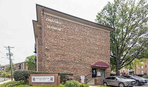 Oxford Manor property image