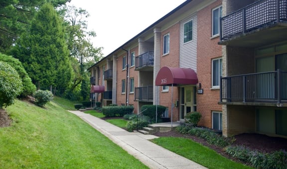 Oxford Manor property image