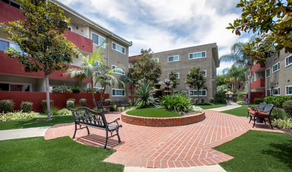 Lombardi Apartments property image