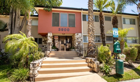 Roxanne Apartments property image