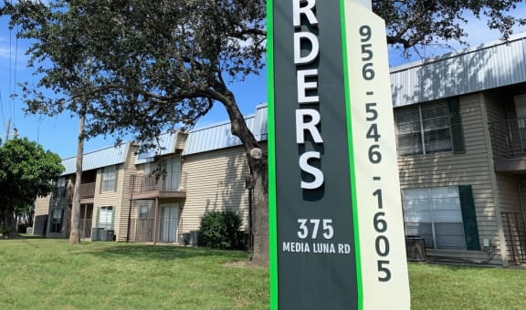 BORDERS property image