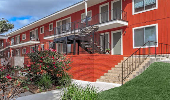 Boston Woods Apartments property image