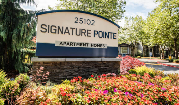 Signature Pointe property image