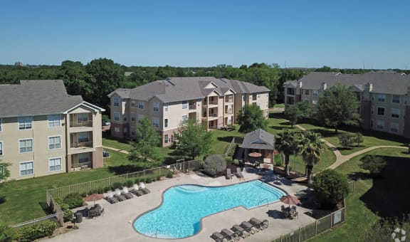 Signature Park Apts property image
