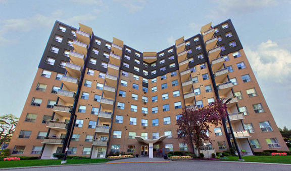 Fairway Towers property image