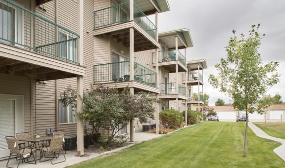 Country Meadows Apartment Homes property image