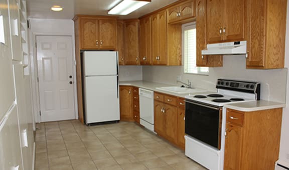 Halladay  550 E 100 N property image
