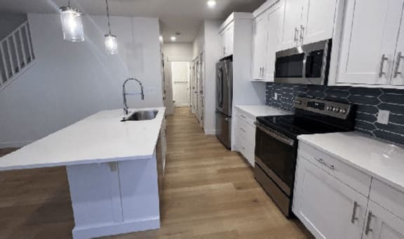 Alante Homes at Lake Hazel property image