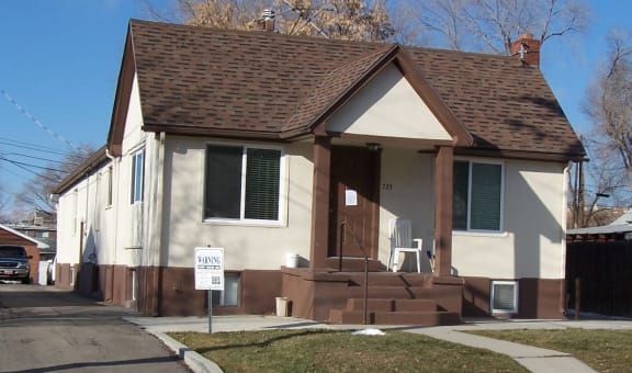 Halladay - The Man Fort 735 N 700 E (student) property image