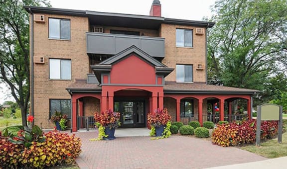 Fifteen 98 Naperville property image