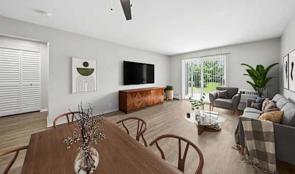 River Oaks property image