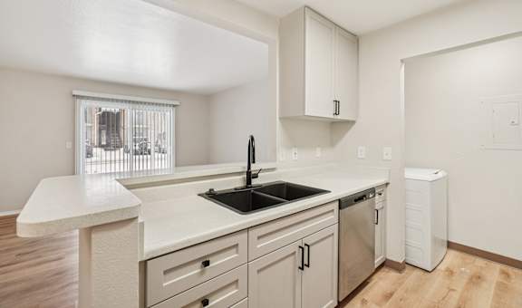 Turtle Cove property image