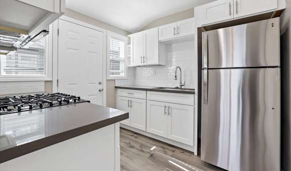Huntington Manor Homes property image