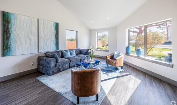 Shadow Ridge property image