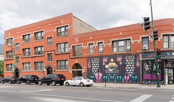 3156 W Diversey property image
