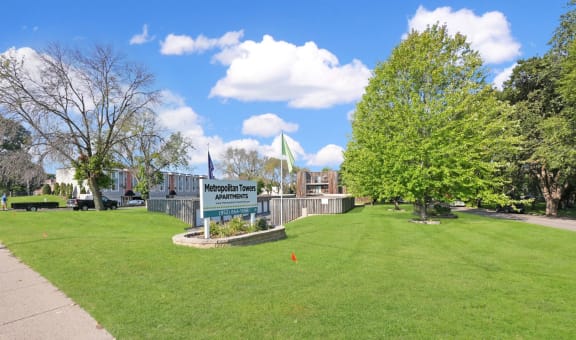Metropolitan Towers property image