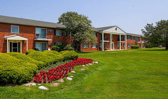 Franklin Square Apartments property image