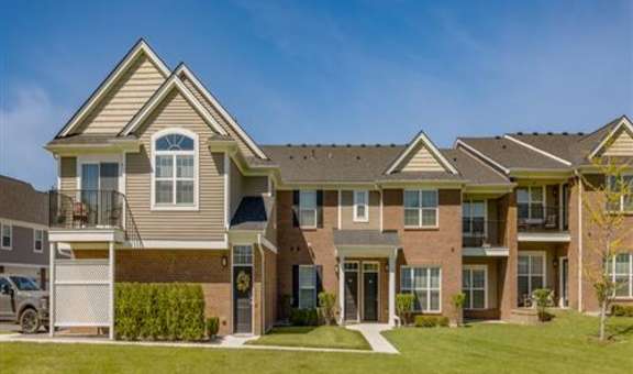 Barrington Apartment Homes property image