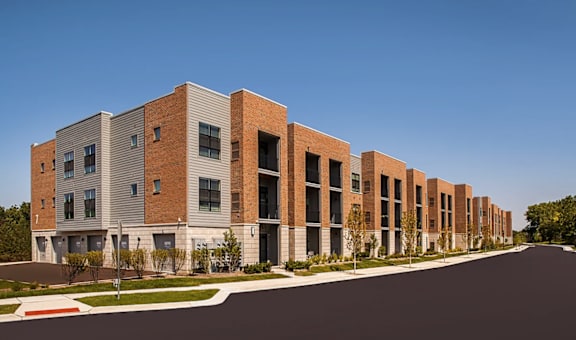 Fountain Circle of Auburn Hills property image