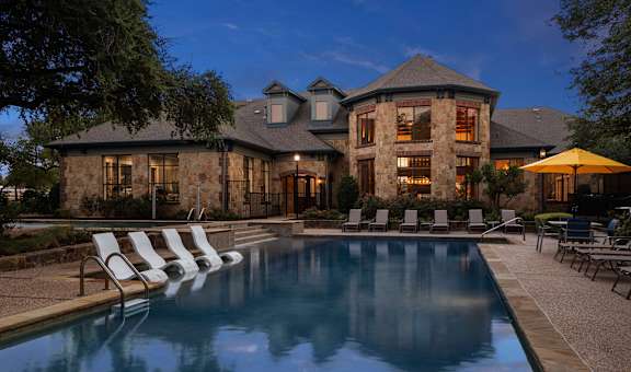 Elan property image