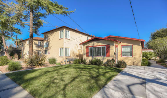 Williams Street property image