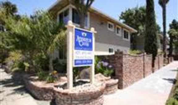Atherton Oaks property image