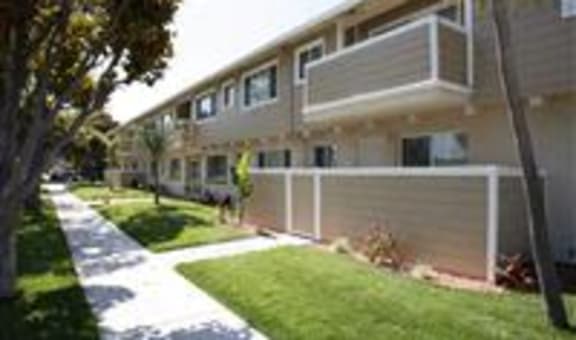 520 Columbia property image
