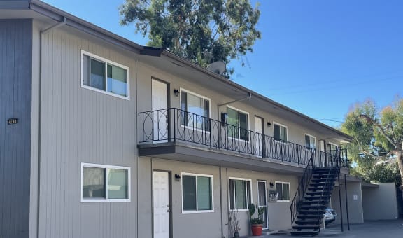 Byron St Apartments property image