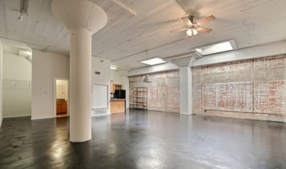 Elm Street Lofts property image