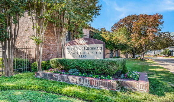 Montfort Crossing property image