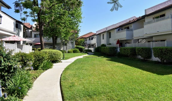Americana Simi Valley property image