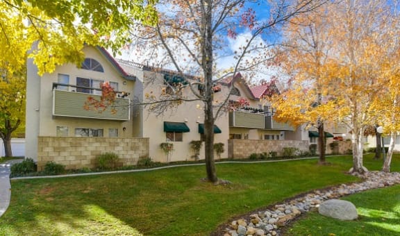 West Oaks Apartment Homes property image