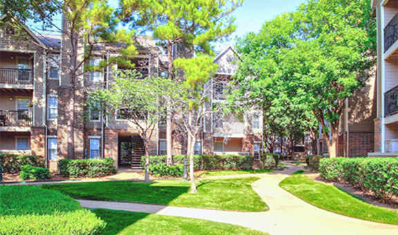 Riverside Park Apartments property image
