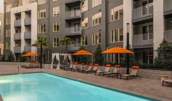 Capitol 650 property image