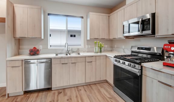 5501 Laurel Canyon Blvd property image