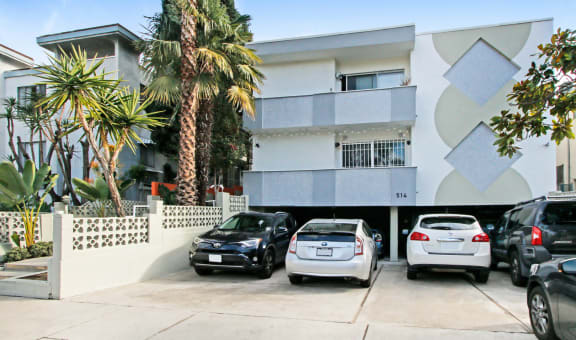514 N Hayworth property image