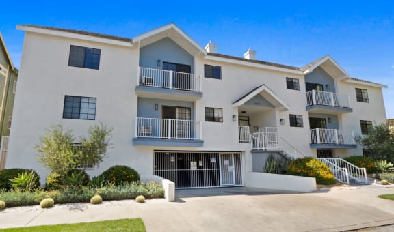 11737 Courtleigh Drive property image