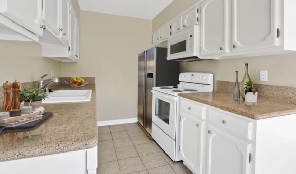 115 Doheny Apartments property image