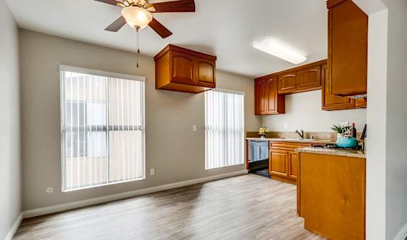 Le Mar Apartments property image