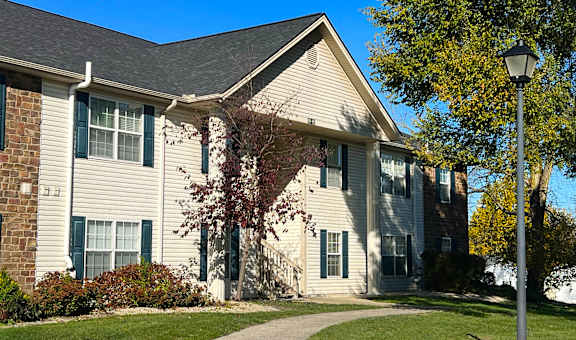 Stone Crossing property image