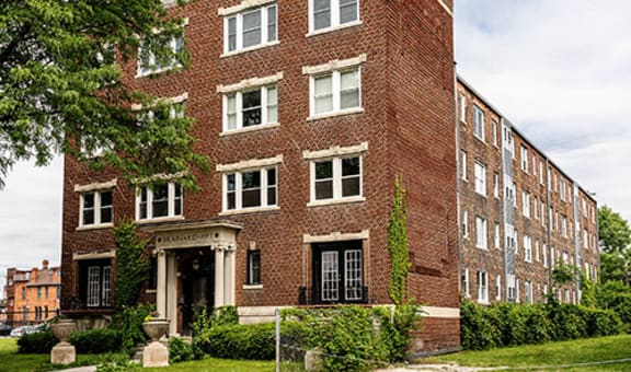 Brainard property image