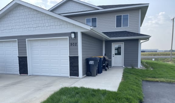 Fox Meadows Townhomes property image