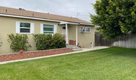 210 S. Newhope St. property image