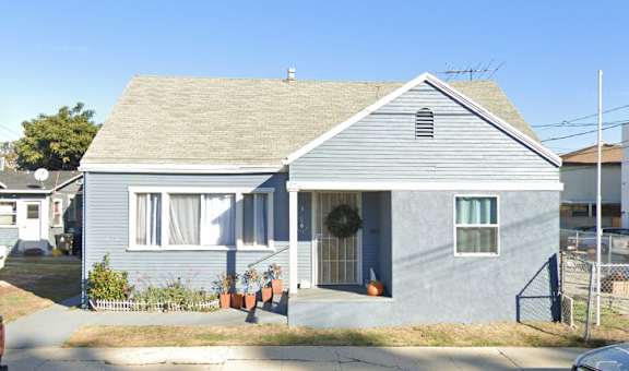 376 W. 20th St. property image