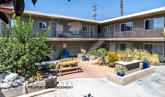 2159 Elm Ave. property image
