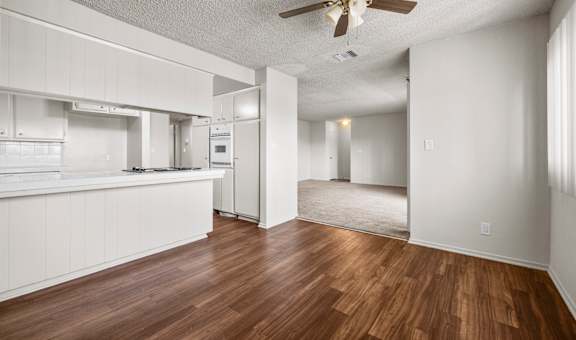 525 E. 99th St. property image