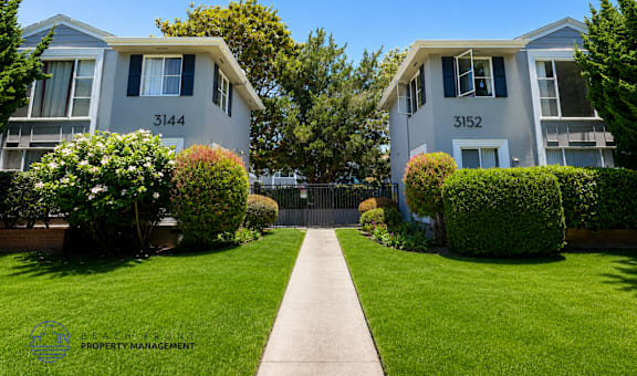 3144-3152 S. Barrington Ave. property image