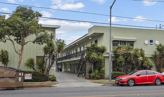 3247-3255 Santa Ana St. property image