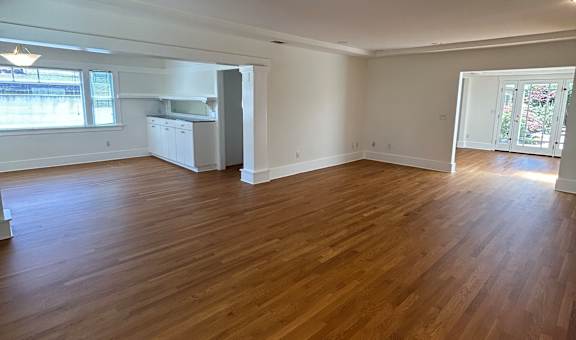 868 Victor Ave. property image